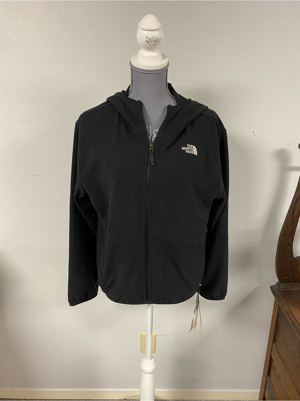 The North Face Black Hooded Full-Zip Fleece Jacket. NWT. Size XS
